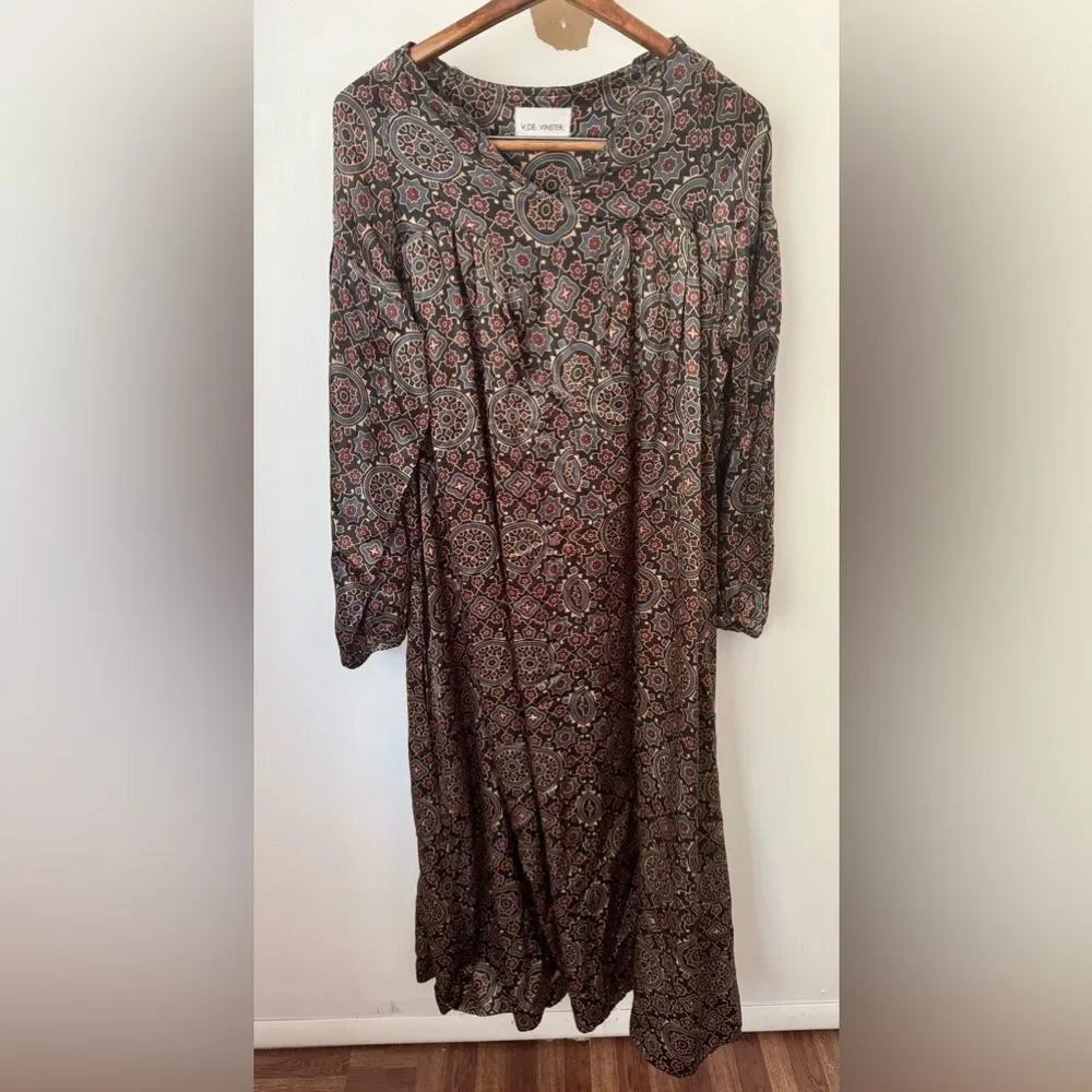 V. DE. VINSTER Midi Length Geometric Dress 100% Silk Size Medium Boho LagenLook